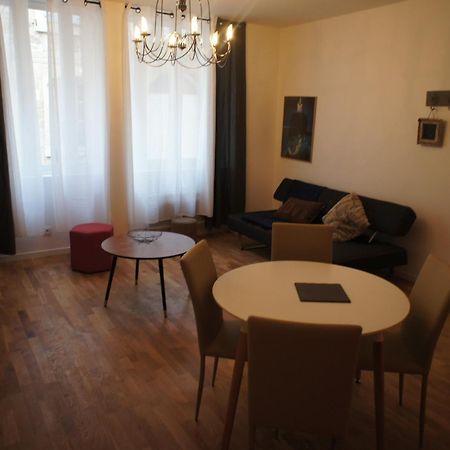 AppartsHotels'De Ville Bourg-lès-Valence Værelse billede